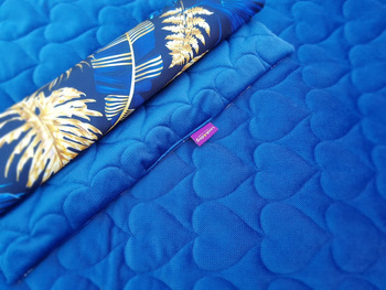 Delikatny lekki dwustronny kocyk rozmiar S